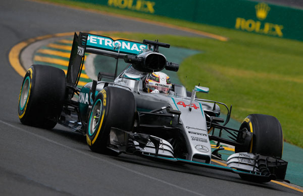 Hamilton garante “pole position” na Austrália
