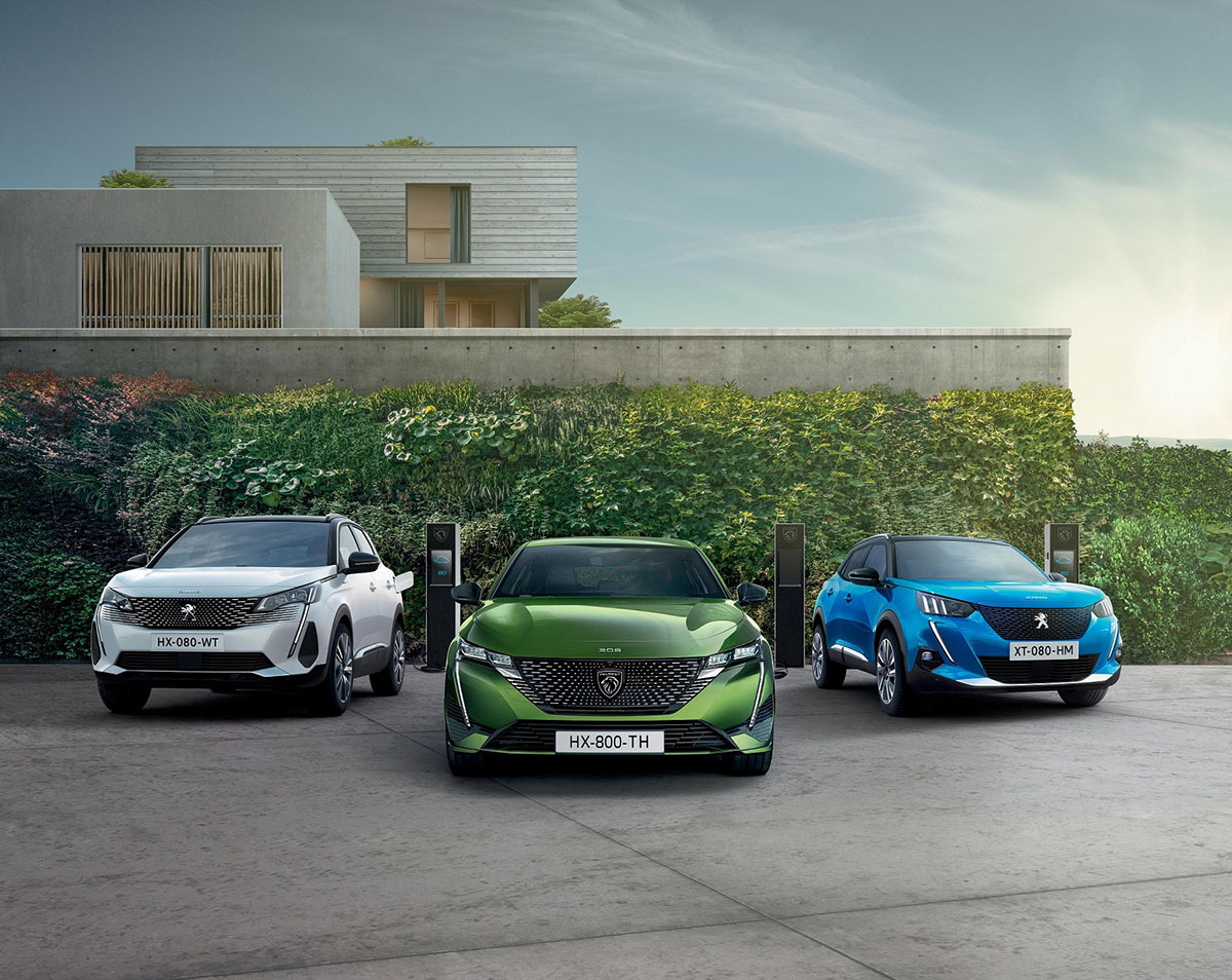 Peugeot coloca três modelos no Top-5 de vendas em…